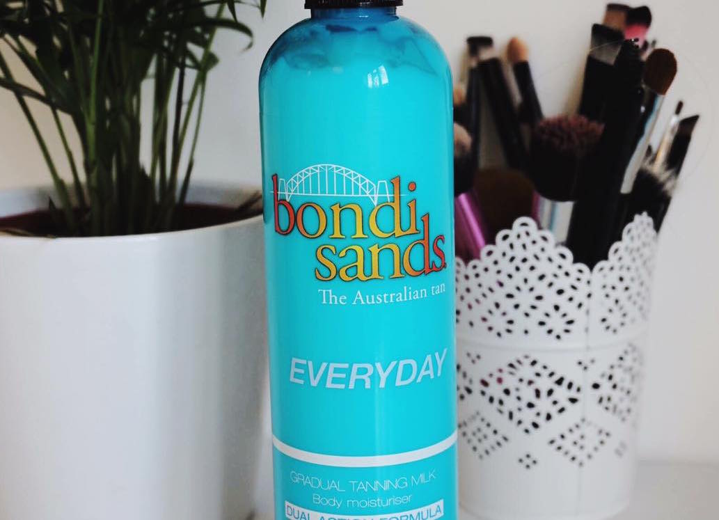 BONDI SANDS GRADUAL TANNING MILK REVIEW ROBYN SAMANTHA