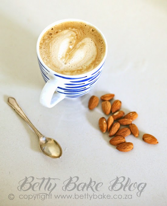 almond milk, coffee, how to, betty bake, yum, home made, dairy free, recipe, flat white, frothed milk