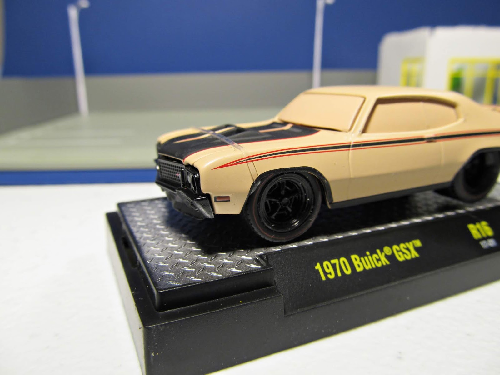 m2 machines super chase