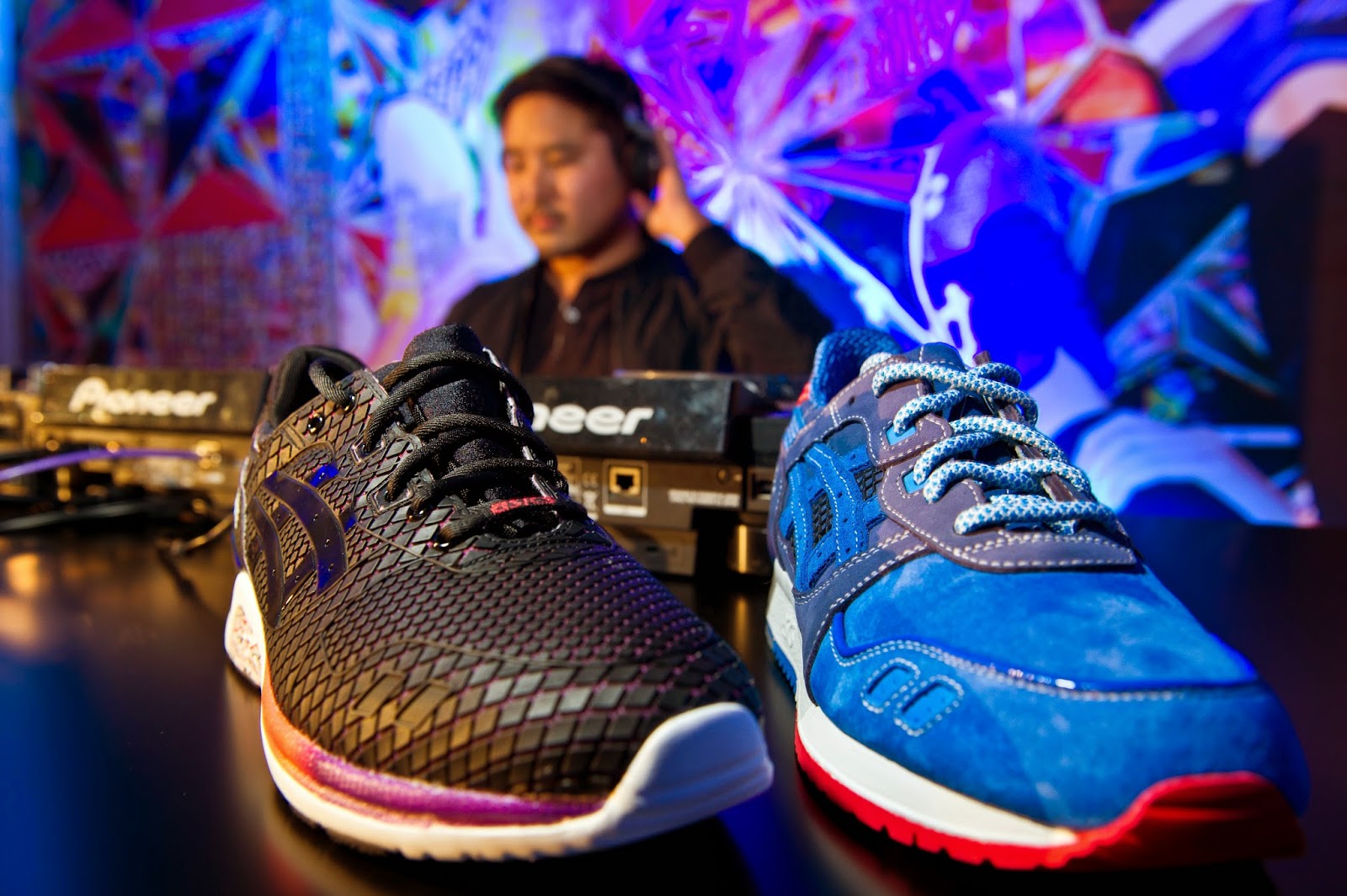 onitsuka tiger gel saga