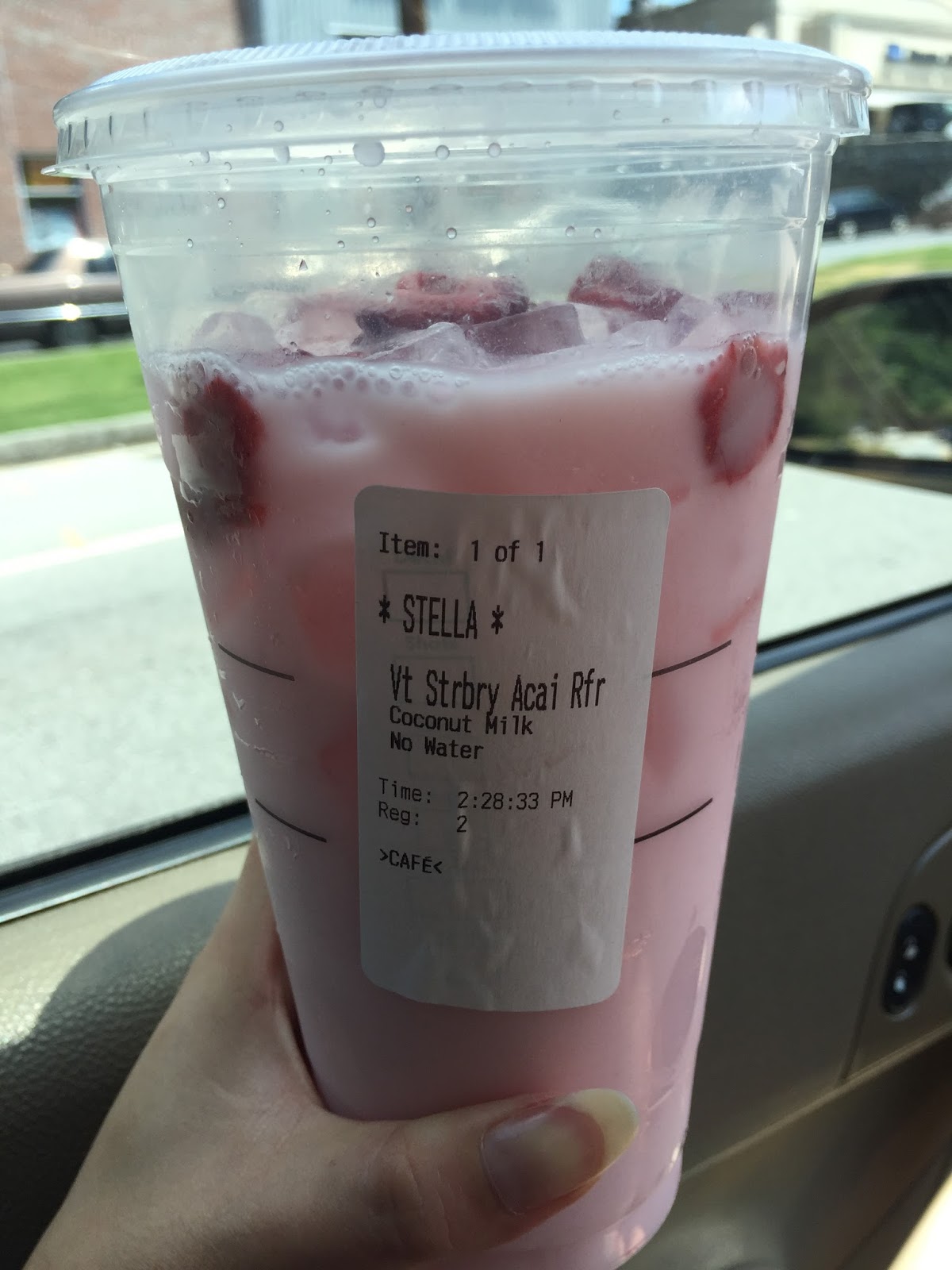 how much do pink drinks cost at starbucks