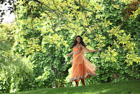 Sarah Jane Dias Outdoor Spicy HQ Photo Gallery