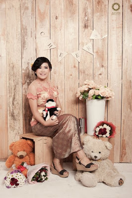 Model Kebaya Wisuda Merah Muda Pink Model Kebaya Wisuda Merah Muda Pink