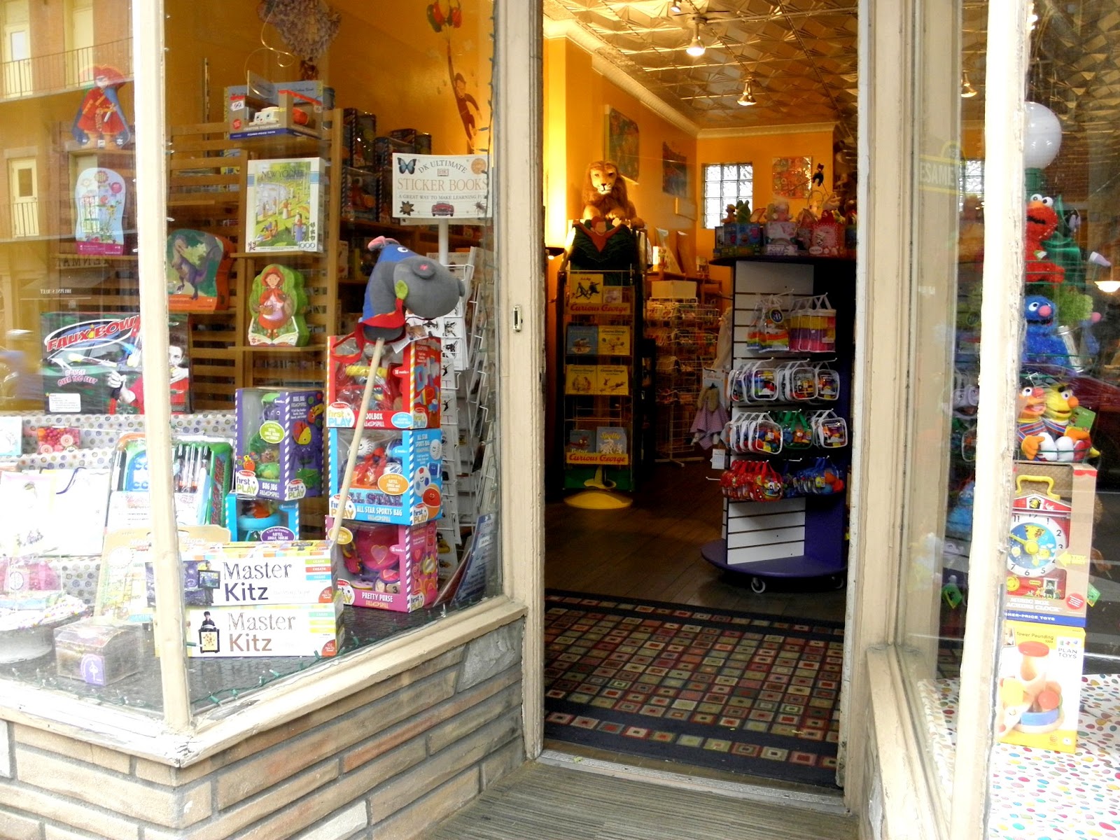 Philadelphia's Antique Row