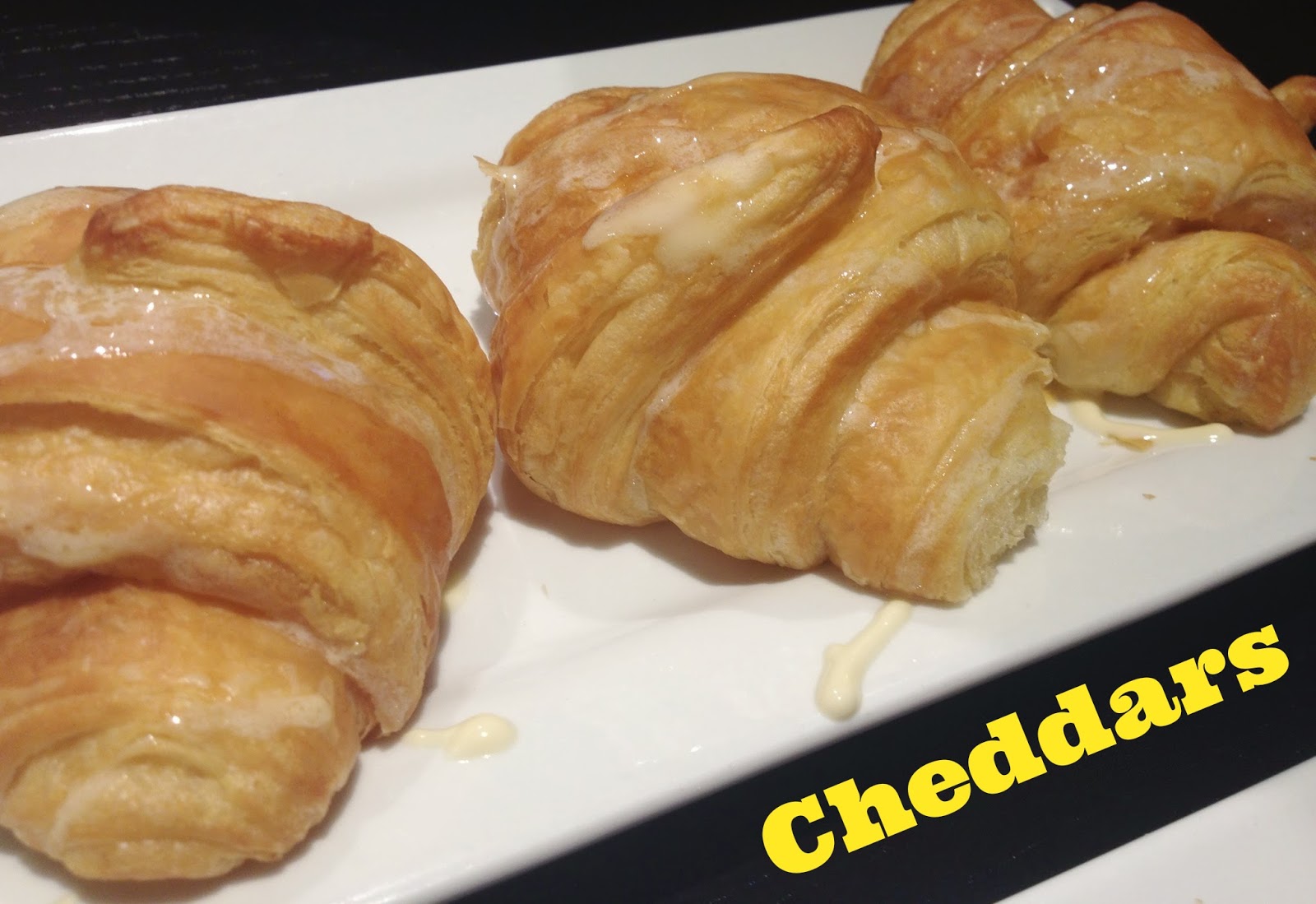 Cheddar S Scratch Kitchen Honey Butter Croissant Cheddar S Scratch Kitchen Honey Butter Croissant