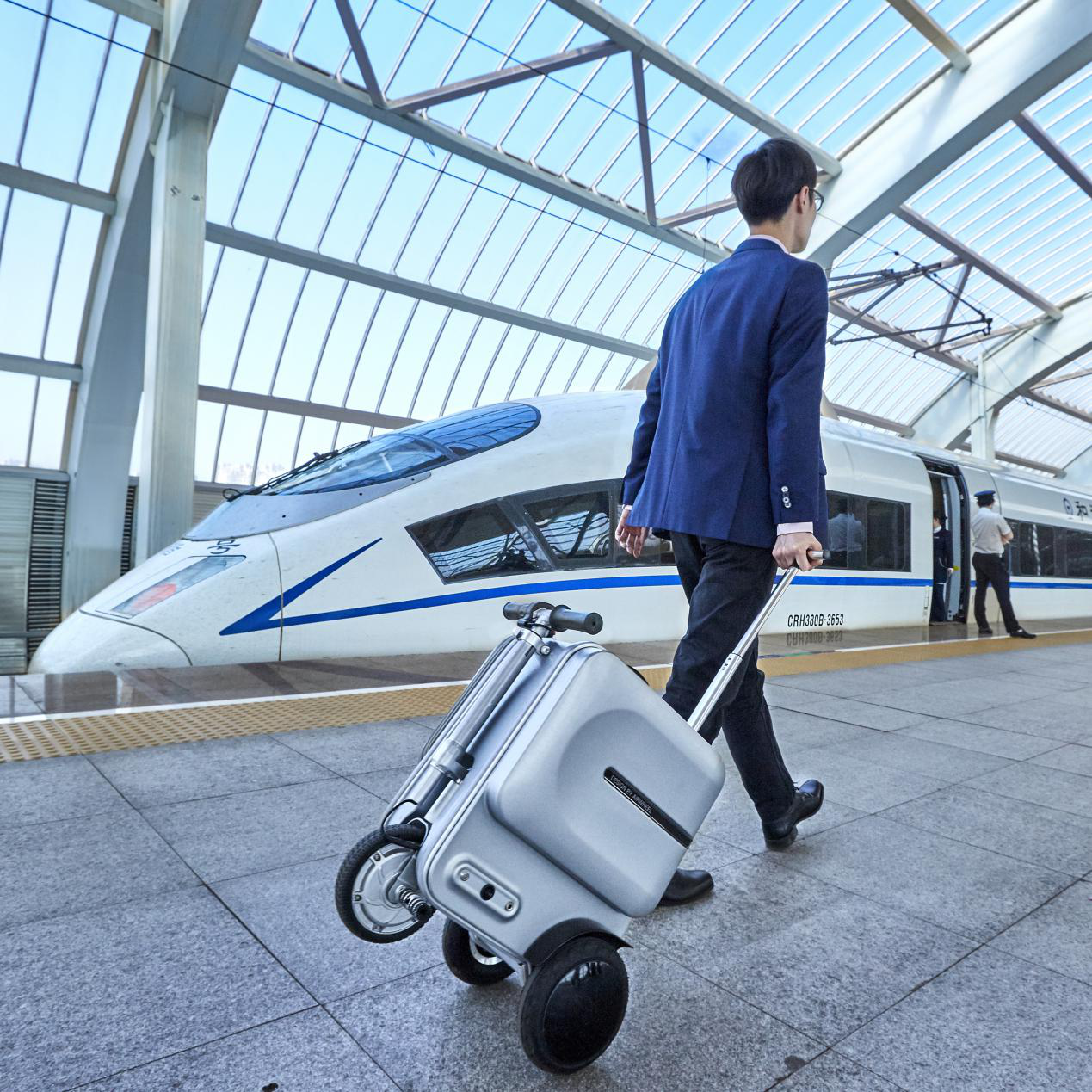 Airwheel Smart Luggage Personal experience of using Airwheel SE3