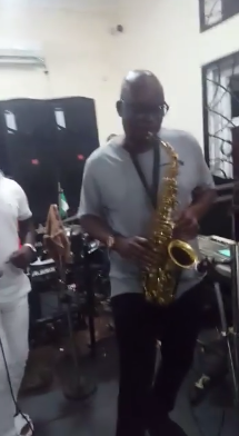 WATCH: Governor Ayo Fayose shows of his saxophone skills!