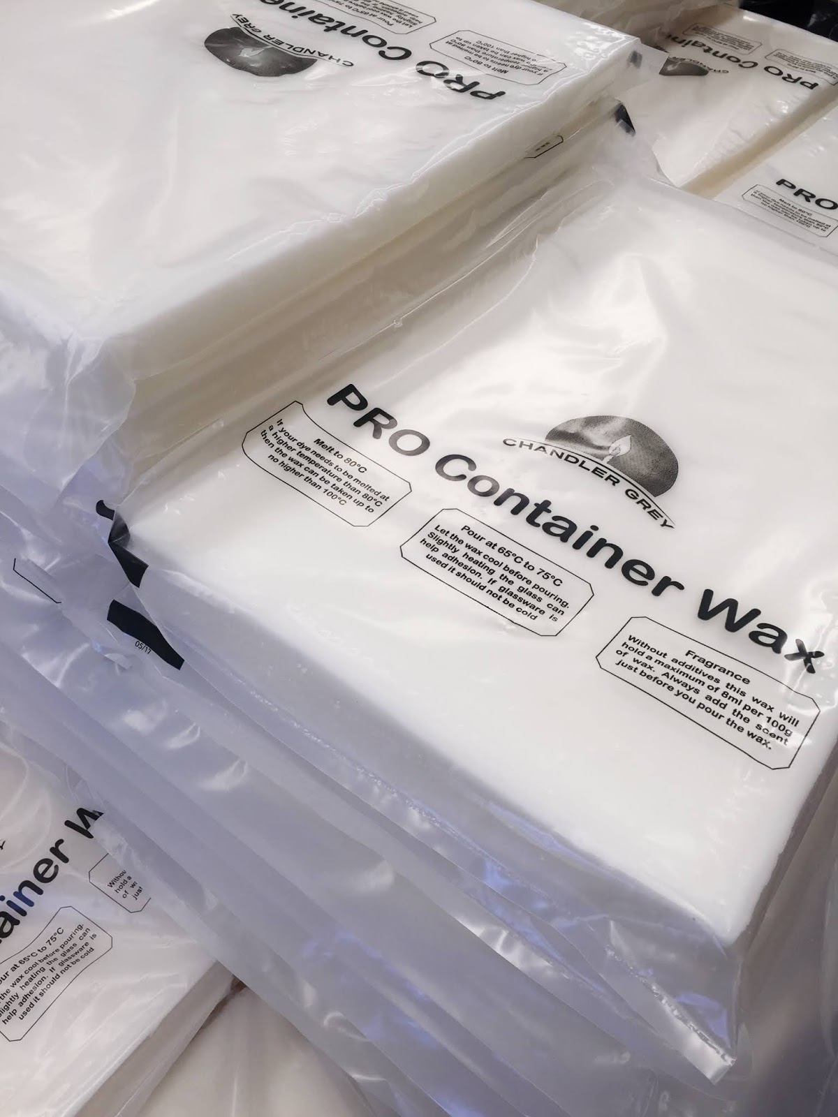 Product Highlight Chandler Grey Pro Container Wax