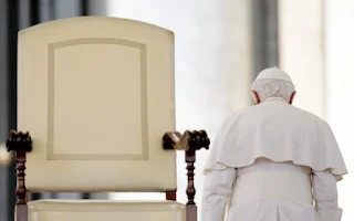 Ratzinger nos bastidores do poder em Roma