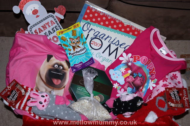 Mellow Mummy: Christmas Eve Box Inspiration from Poundstretcher : Taking life as it comes...