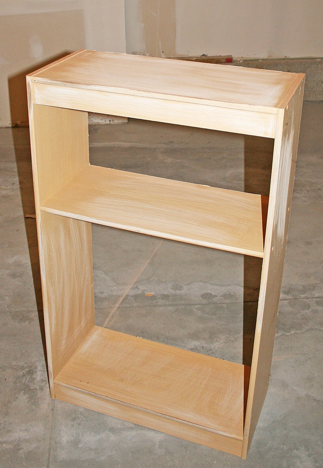 Falling for Four Easy Bookshelf Update