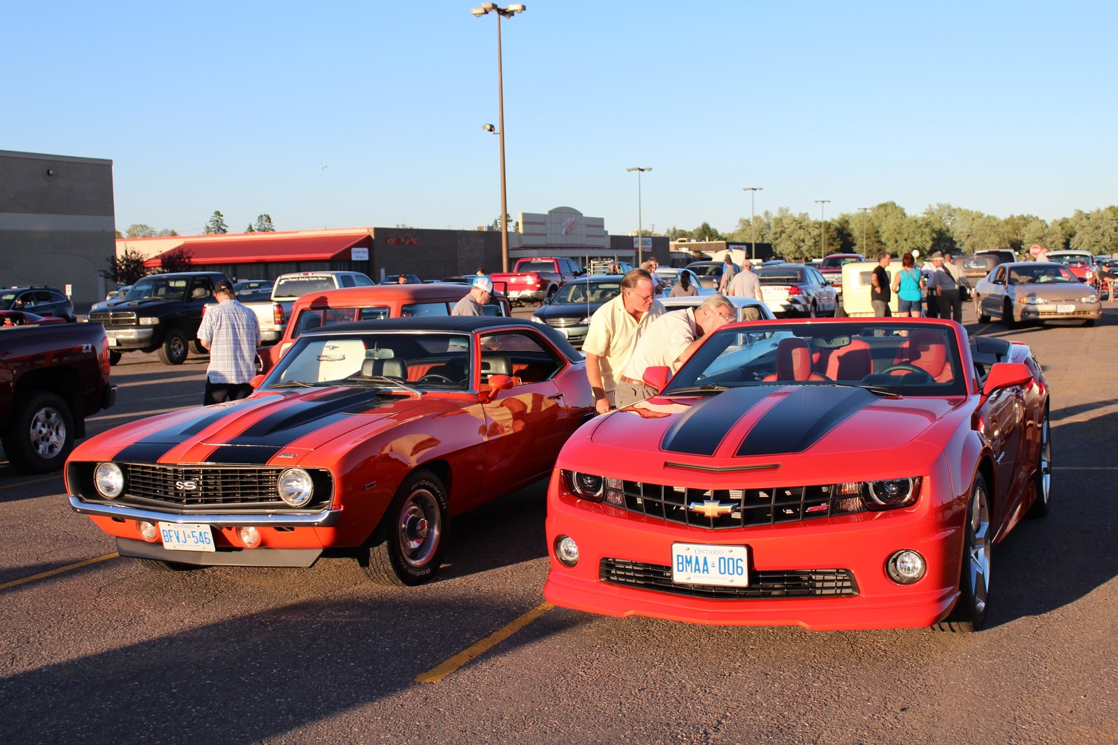 THUNDER BAY CAR SHOW 2011