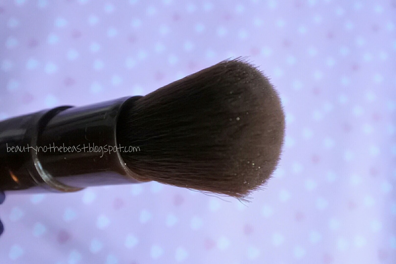 REVIEW The Body Shop Bronze Honey Brilliant Powder JEJAK AFRA