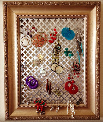 Drawings, Paintings, Thoughts: A Creative Spot: DIY Frame Earring Holder