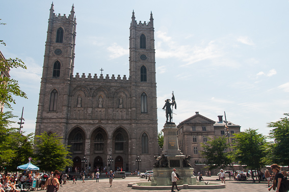 Plaza de Armas en Montreal. Canada
