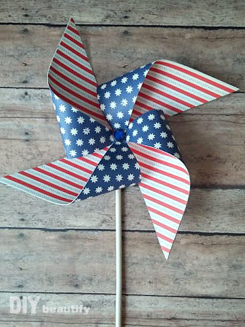 Patriotic Project Inspiration for you! Check out this fabulous selection of July 4th projects at diy beautify!