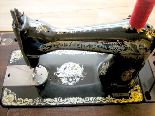 How to Change the Internal Motor Belt on a Vintage Singer Sewing