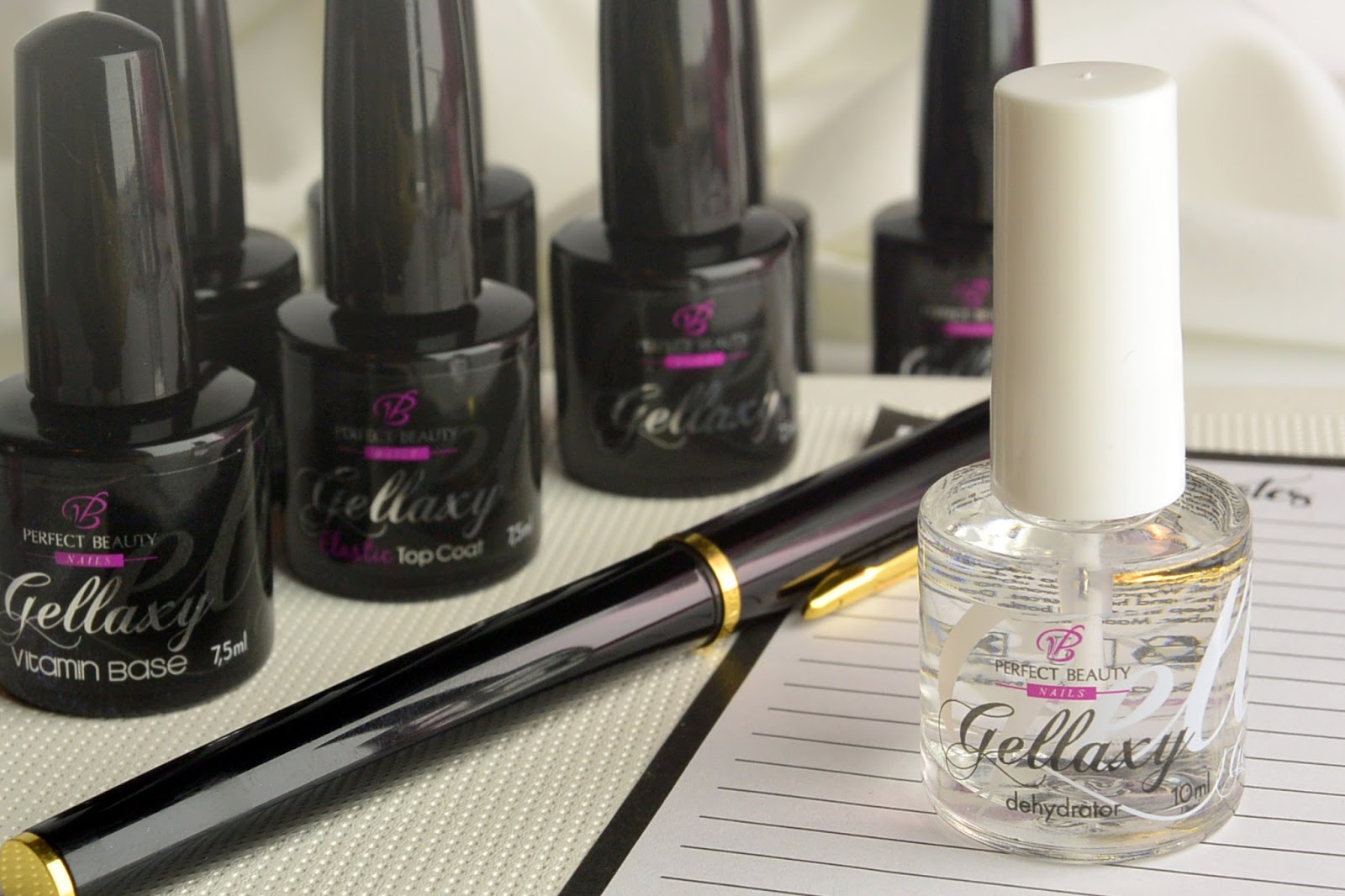 Manicure hybrydowy z PERFECT BEAUTY dehydrator