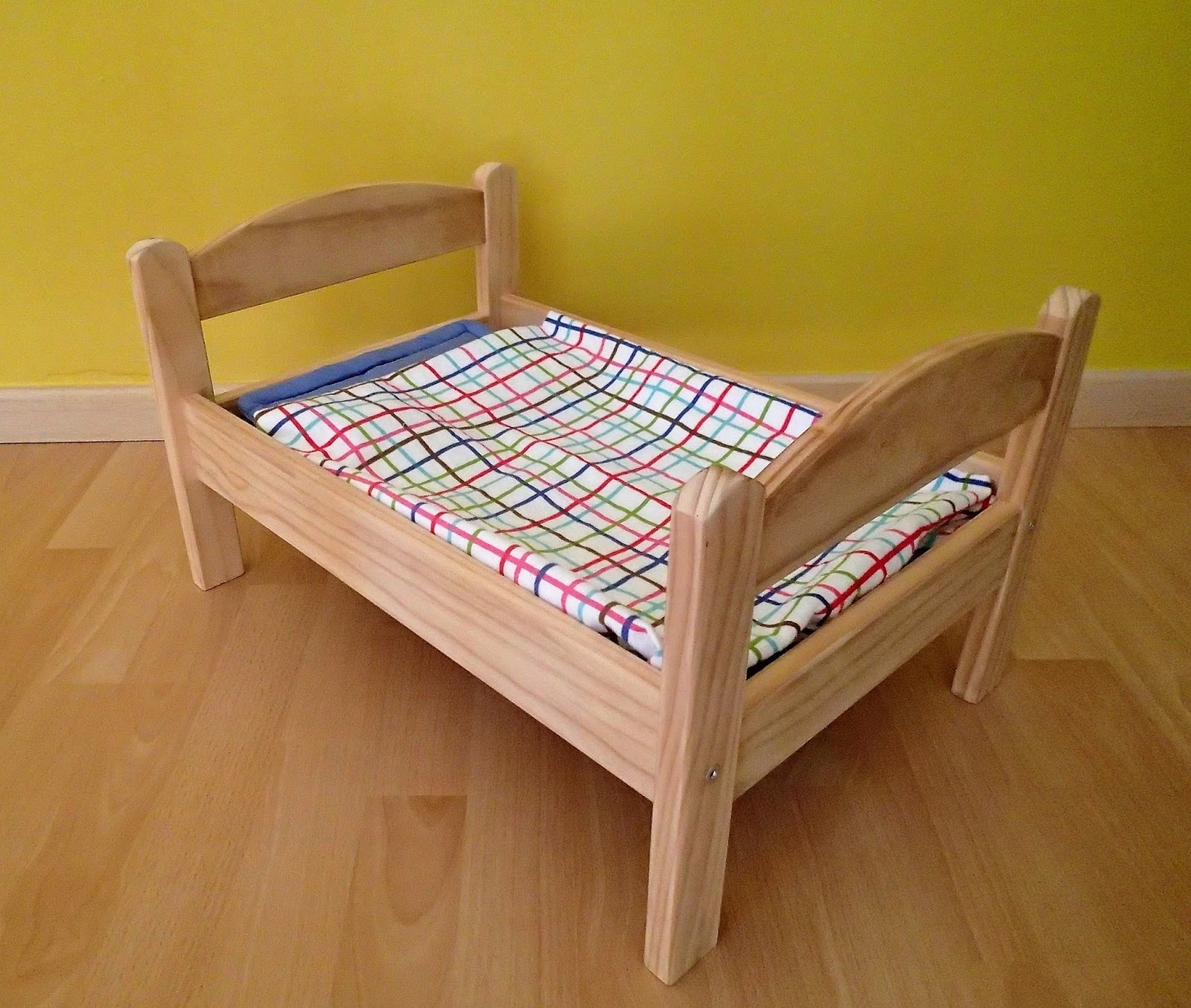 schieten Ru Woud Villa Lika: De poppenhoek #1: Make over Ikea poppenbed en slaapzak