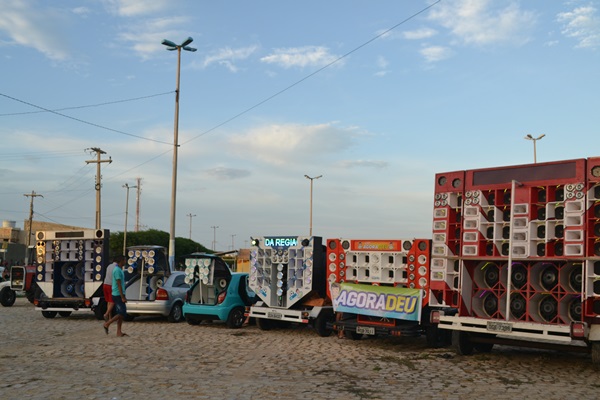 ARRASTÃO BLOCO AGORA DEU EM MACAU