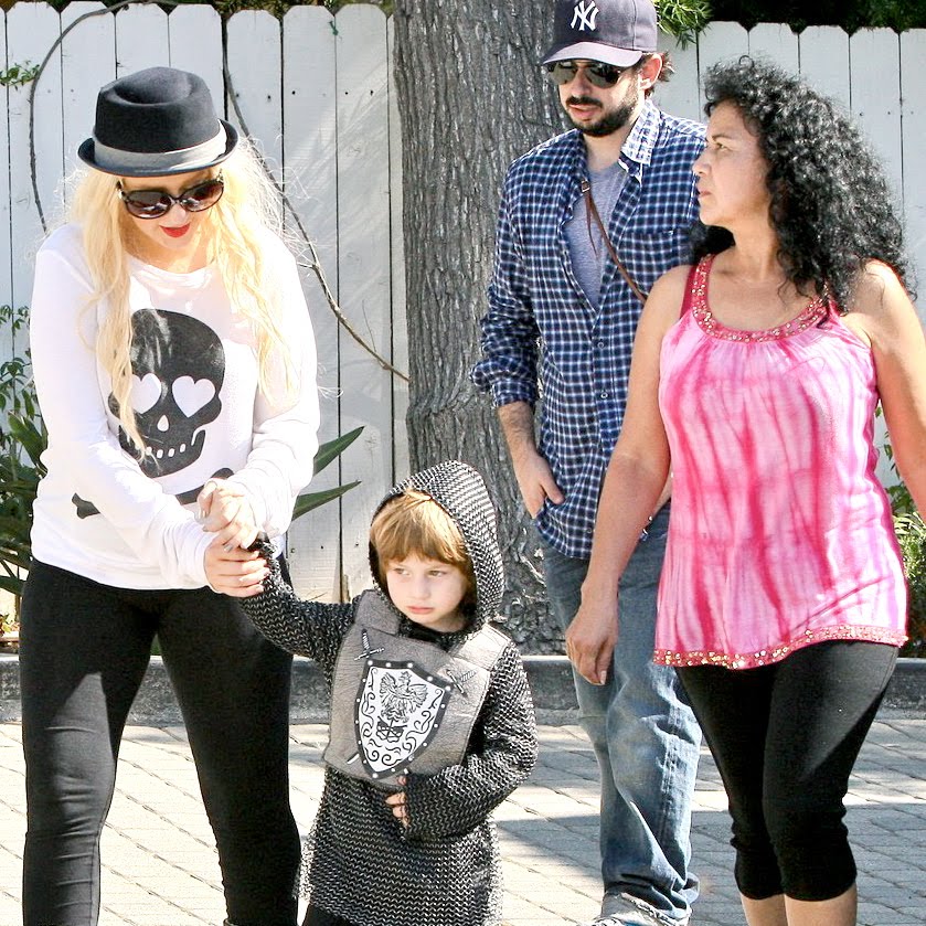 Cursetina [PHOTOS] CHRISTINA AGUILERA AND JORDAN BRATMAN TAKE SON MAX