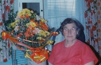 The Lily Topping Memorial Page (1920 - 2013)