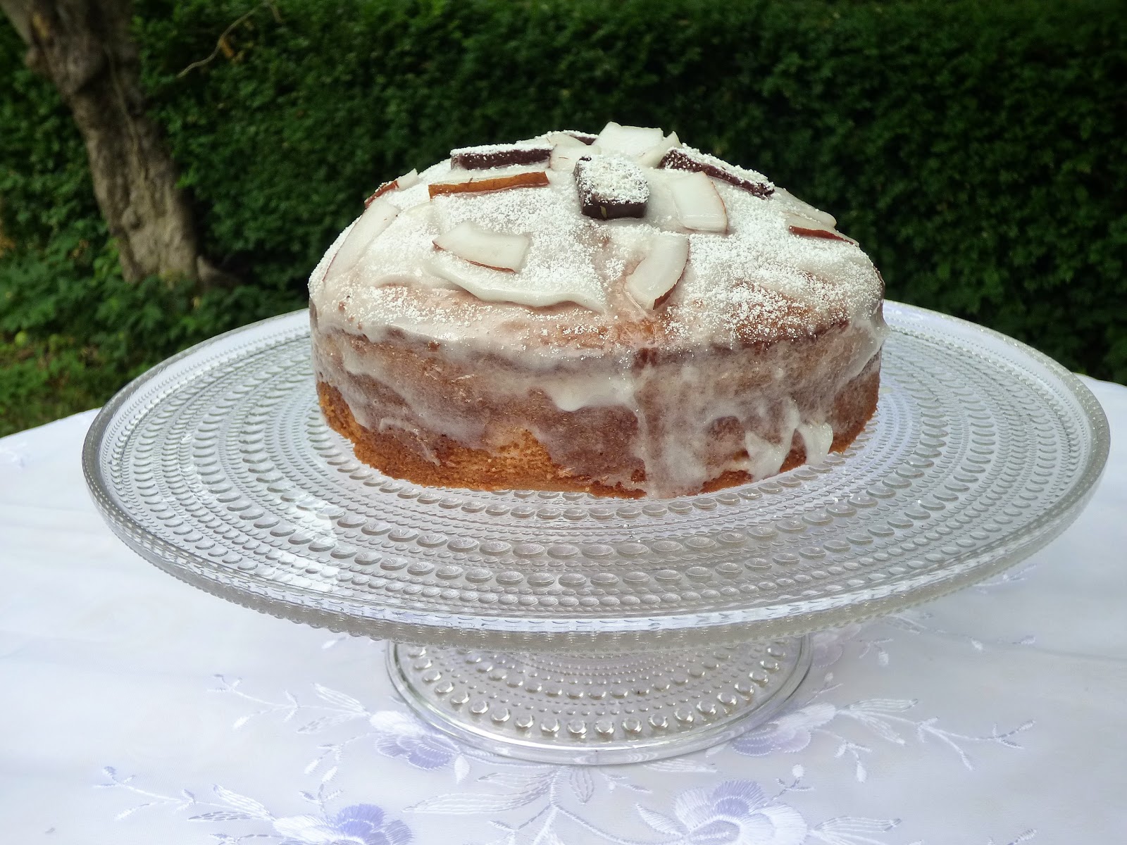 Chez Maximka Coconut rum cake