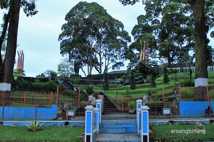 taman monumen bung hatta bukittinggi