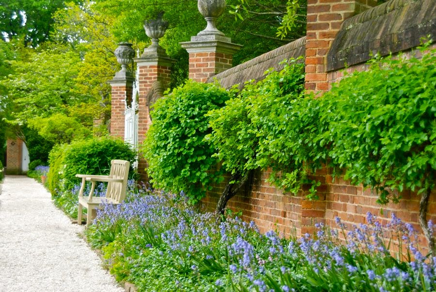 Wife, Mother, Gardener: Colonial Williamsburg ~ Governor's Palace Garden