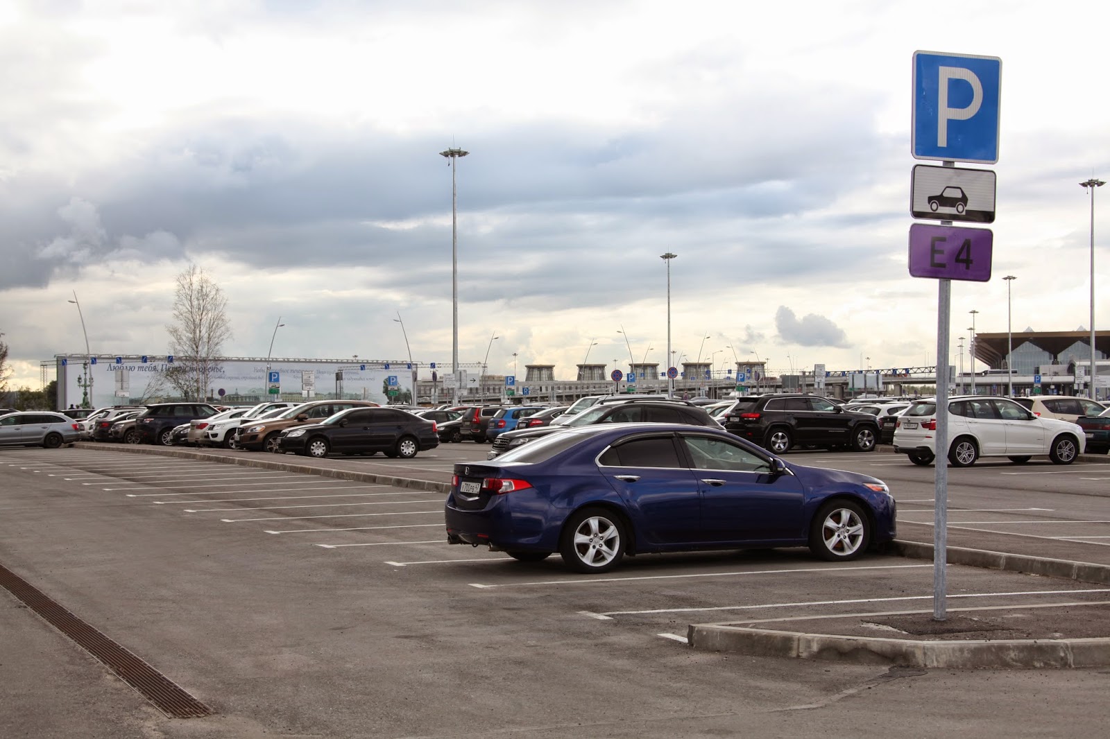 Стоянка пулковская. Пулково парковка р13. Парковка p13 пулково. Парковка 10 пулково. Парковка в кольцово.