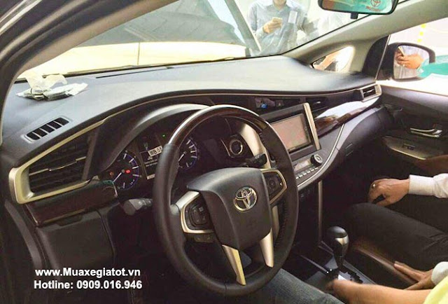 Innova 2016 2.0V được trang bị rất nhiều tính năng và tiện nghi hiện đại nổi bật Innova 2016 2.0V được trang bị rất nhiều tính năng và tiện nghi hiện đại nổi bật