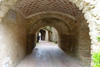 Monells, provincia de Girona. Monells, provincia de Girona.