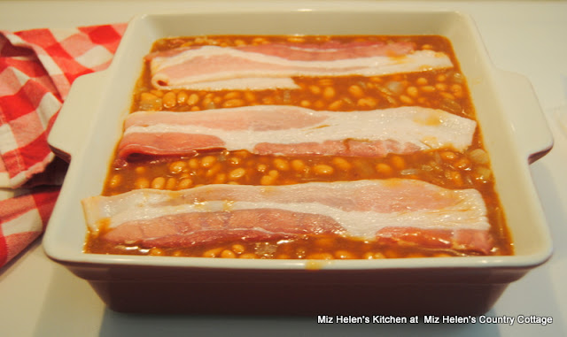 Old Fashioned Baked Beans at Miz Helen's Country Cottage