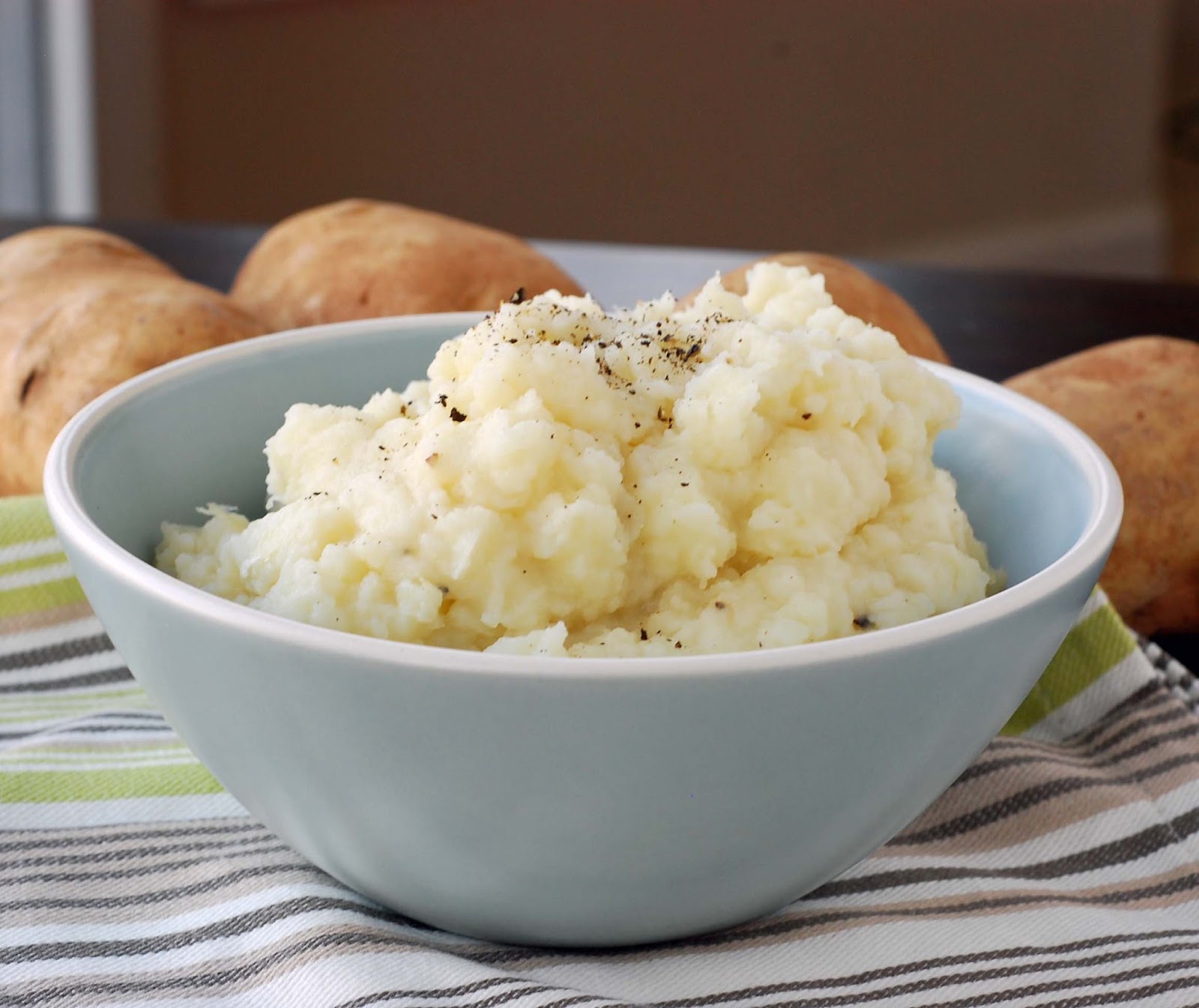 Crazy Deliciousness Roasted Garlic Mashed Potatoes