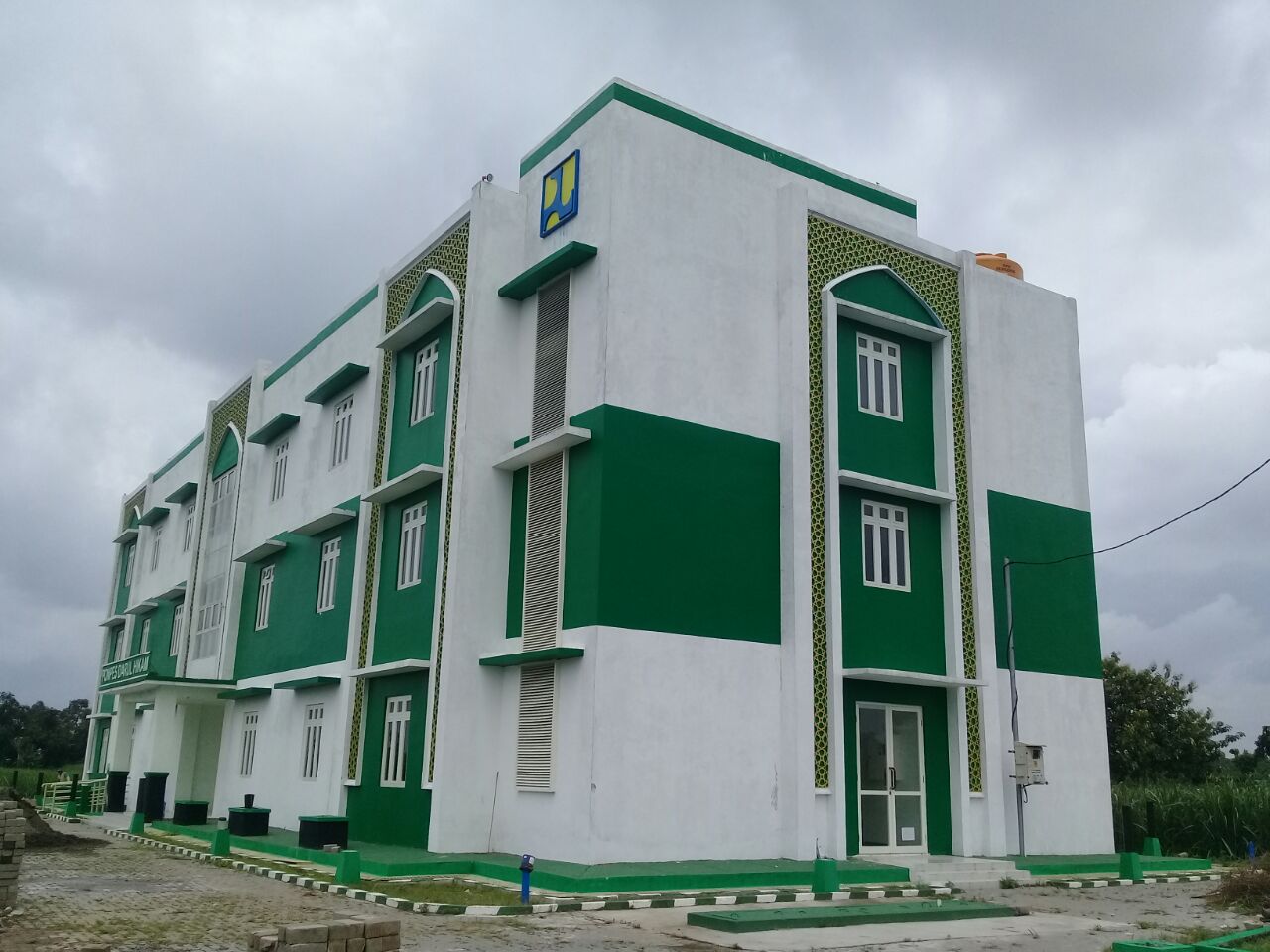Pesantren Tahfidz Putri Darul Hikam Mojokerto Pondok Pesantren Tahfidz Putri Darul Hikam Mojokerto Pondok