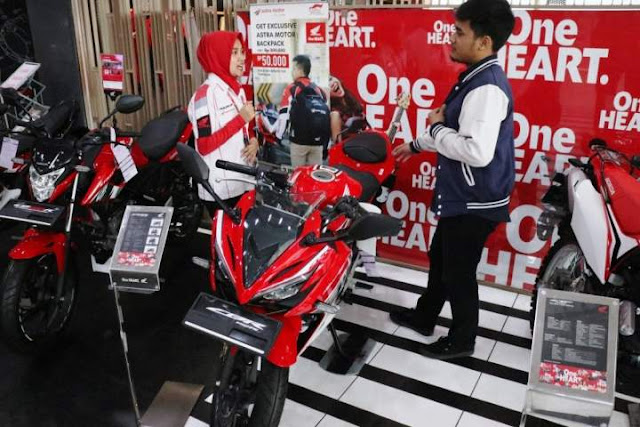 Honda CBR150R Pimpin Segmen Sport fairing semester 1 tahun 2018 Honda CBR150R Pimpin Segmen Sport fairing semester 1 tahun 2018