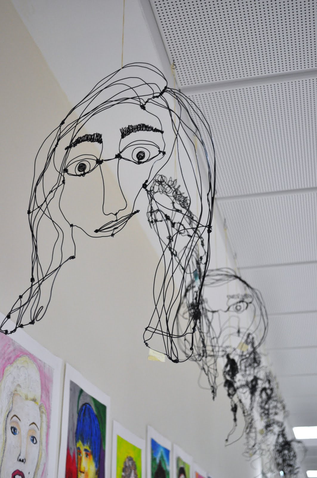 I teach art: Wire Portraits