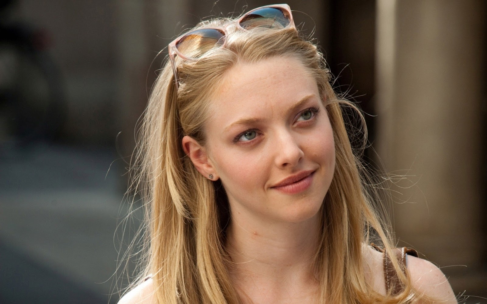 Little House - Amanda Seyfried [ LYRICS ] - WEB | LOVEHEAVEN 07