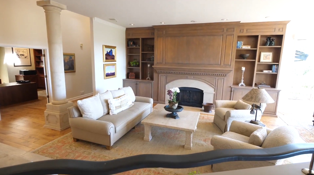 31 Photos vs. 25 Preston Road Woodside, CA Luxury Mansion Interior Design Tour