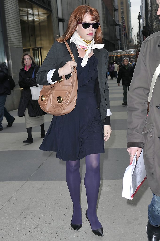 green pantyhose Mollie