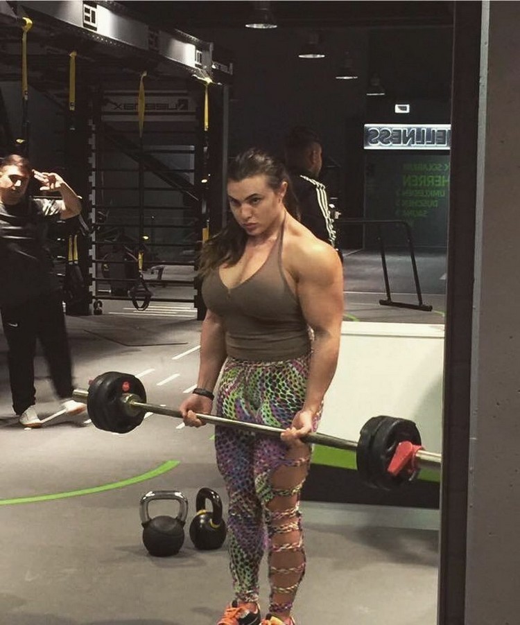 Jéssica Sestrem - Female Bodybuilder Huge Biceps - Strong Girl Abs