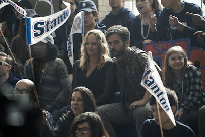 Josh Radnor and Marley Shelton in Rise (2018) Series