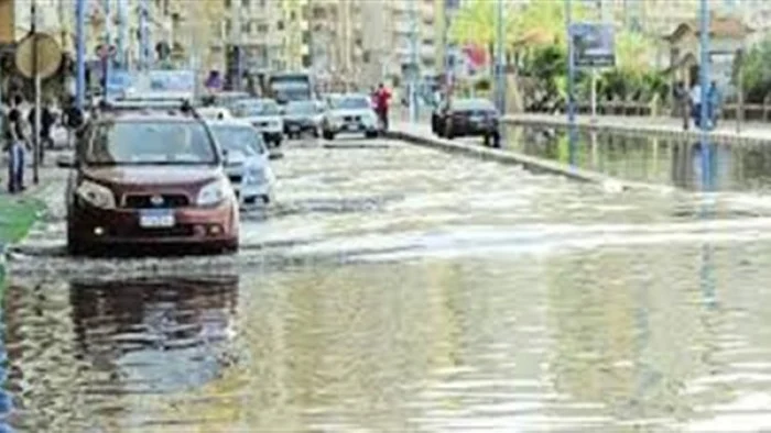 مصر معرضة لاستقبال سيول وأمطار غزيرة فيديو  