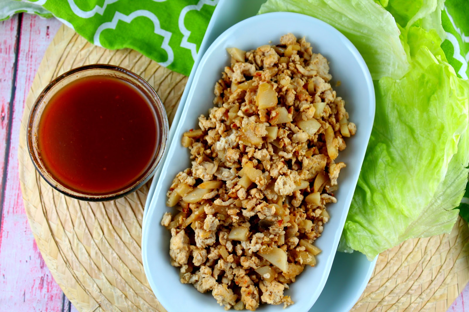 Copycat PF Chang's Lettuce Wraps are so delicious and easy to make! Plus they're quick - dinner on the table in 20 minutes! Yes Please! (And they're delicious!!!)