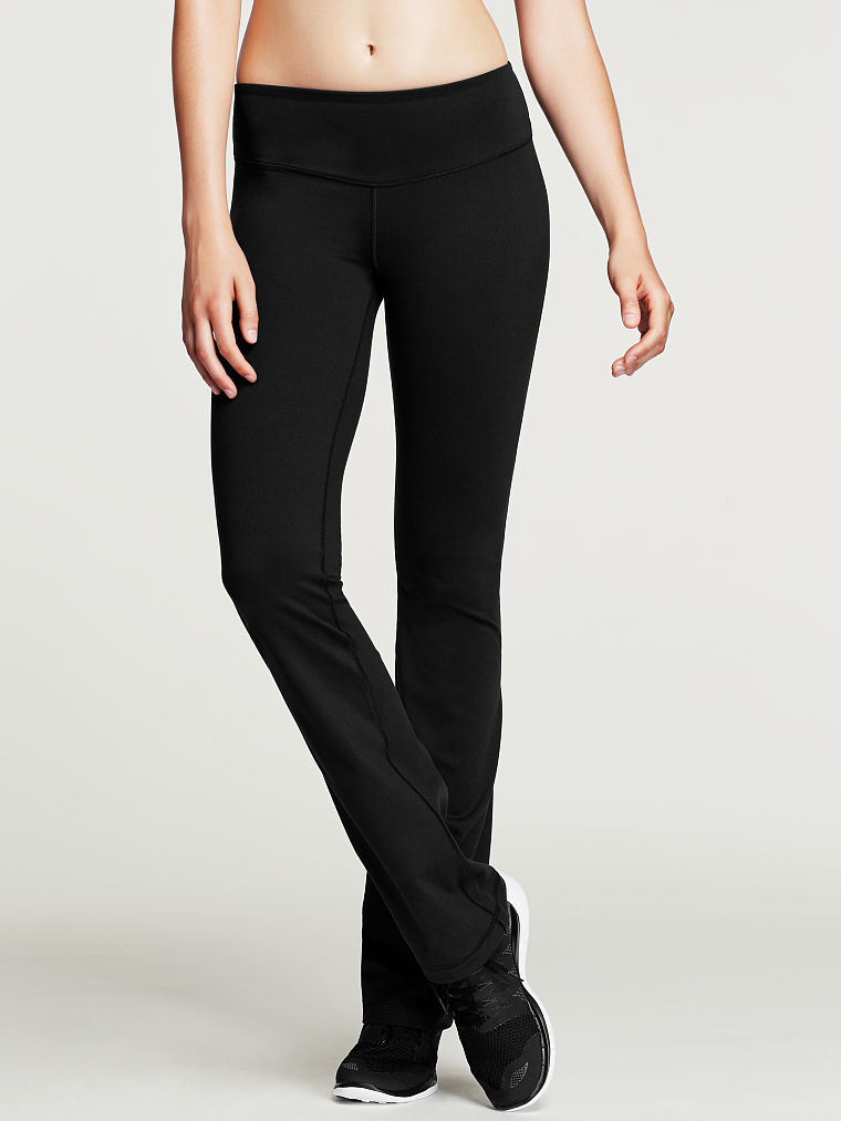 #8 Things We Love: Victoria's Secret Yoga Pants - The Daily Affair | a ...