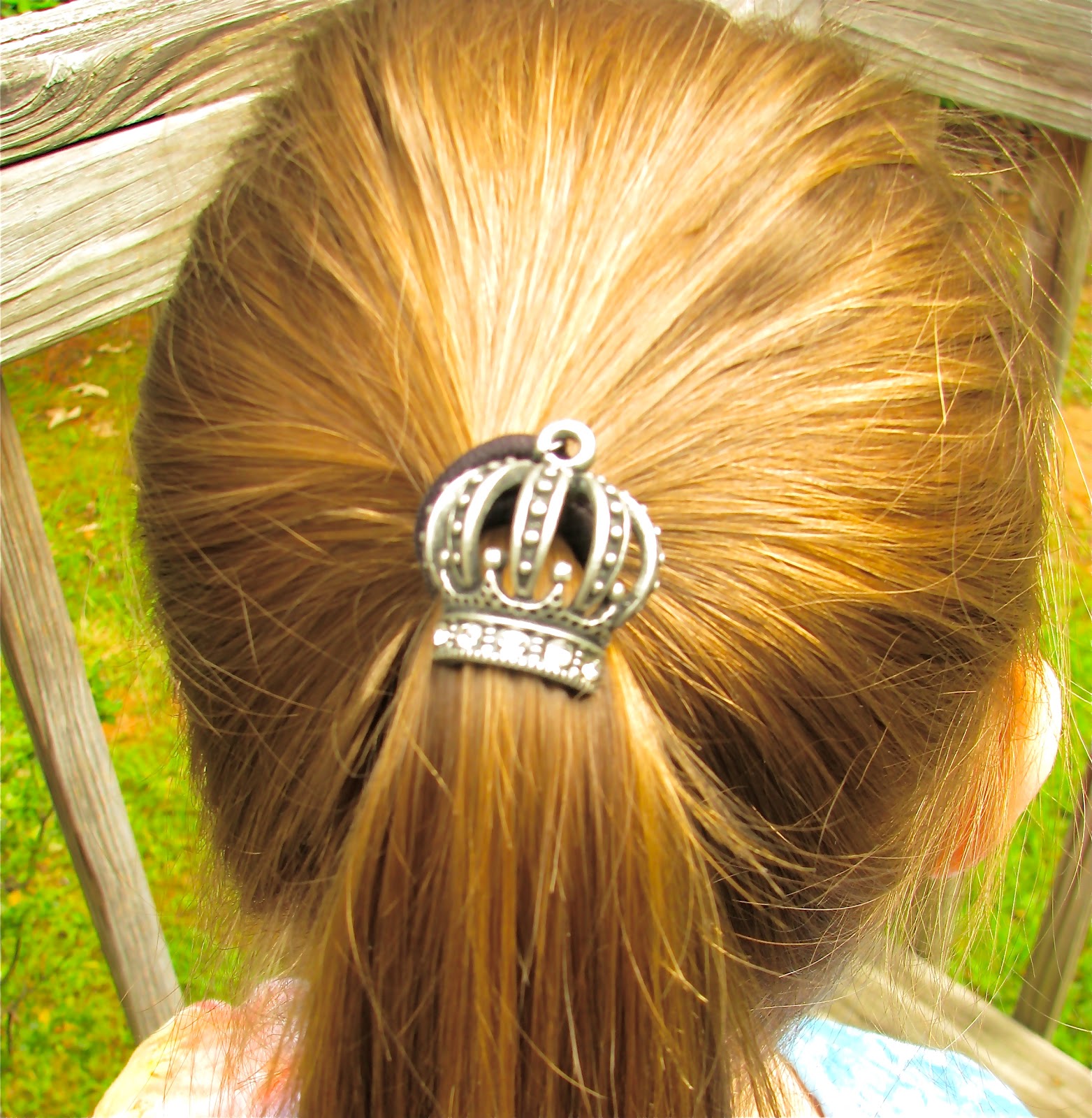 HomeMadeville Your Place for HomeMade Inspiration How to Create Embellished Hair Accessories