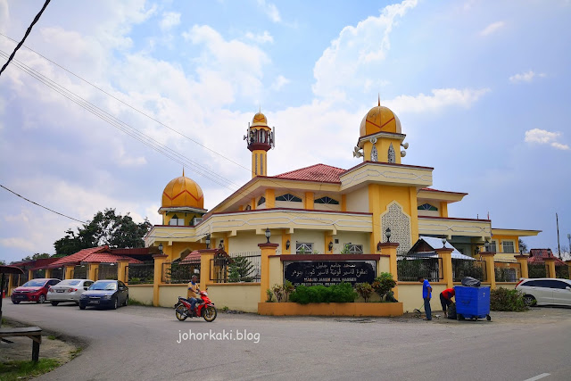 AS-Ikan-Bakar-Tepi-Masjid-Jamek-Jalil-Hassan-Kampung-Pasir-Putih-Johor
