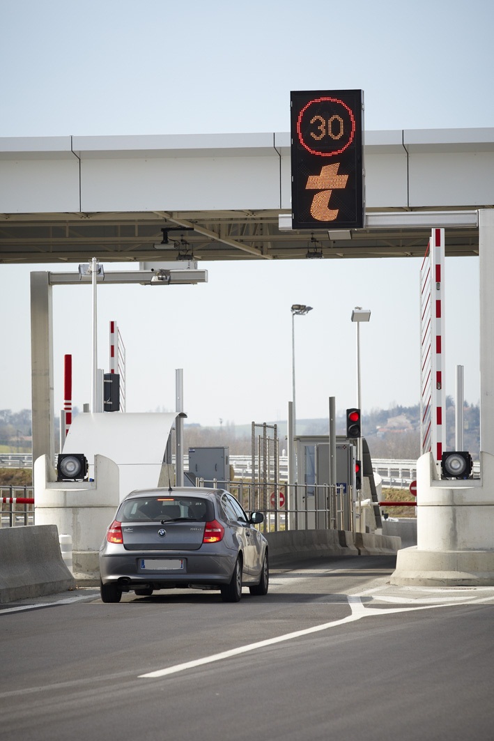 V C3 A9hicule D Occasion >> Voiture Communicante Le Telepeage Gratuit Pendant 6 Mois Avec Mio V C3 A9hicule D Occasion >> Voiture Communicante Le Telepeage Gratuit Pendant 6 Mois Avec Mio