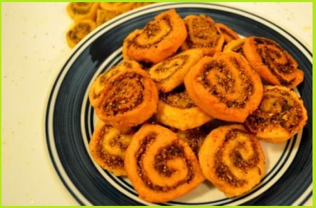 Masala Bhakarwadi Recipe in Hindi