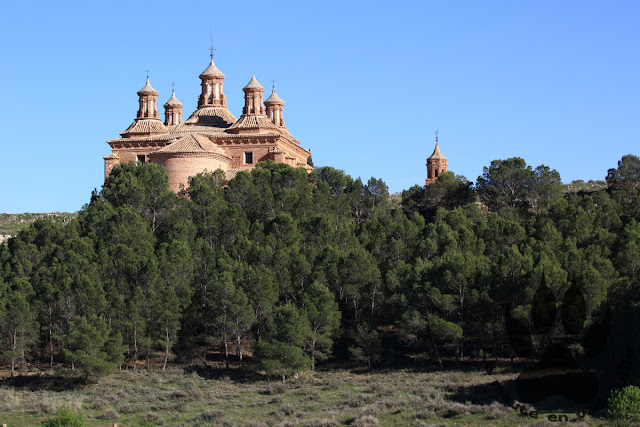Espagne-aragon-sanctuaire-notre-dame-puyeo-belchite
